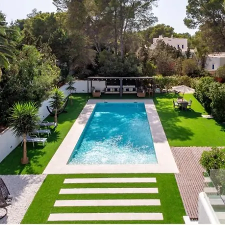 Villa Cala Tarida * Cala Tarida (Ibiza)